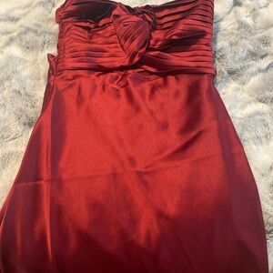 Elegant Red Strapless Dress
